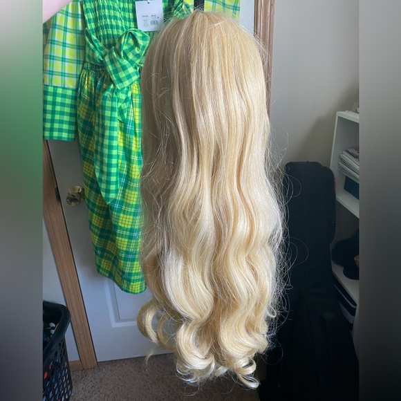 INH Hair Paris Wig - Picture 9 of 12